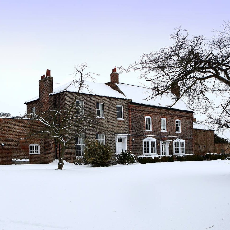 Snow at The Manor Lawn